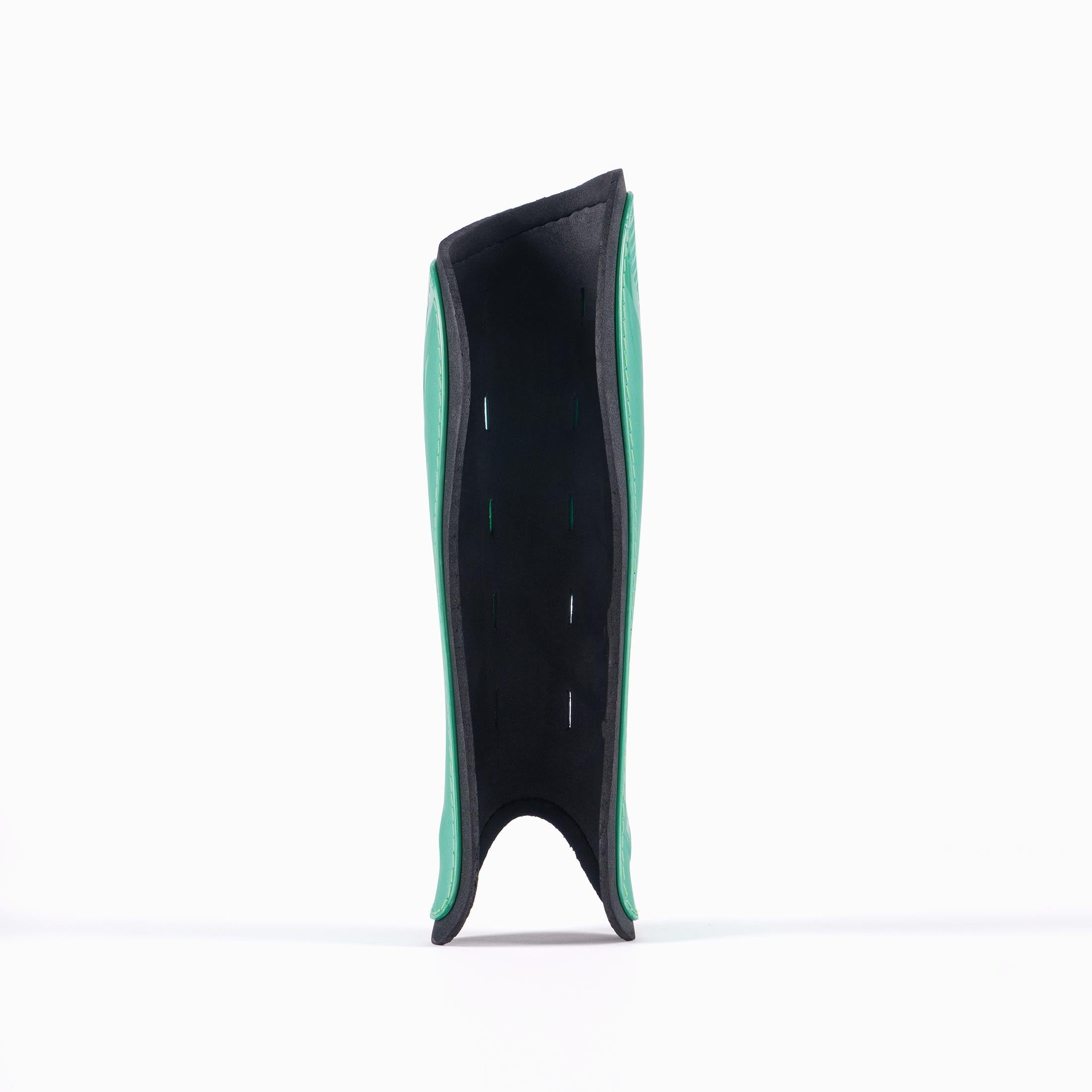 GRAYS G600 Shinguard Black / Aqua