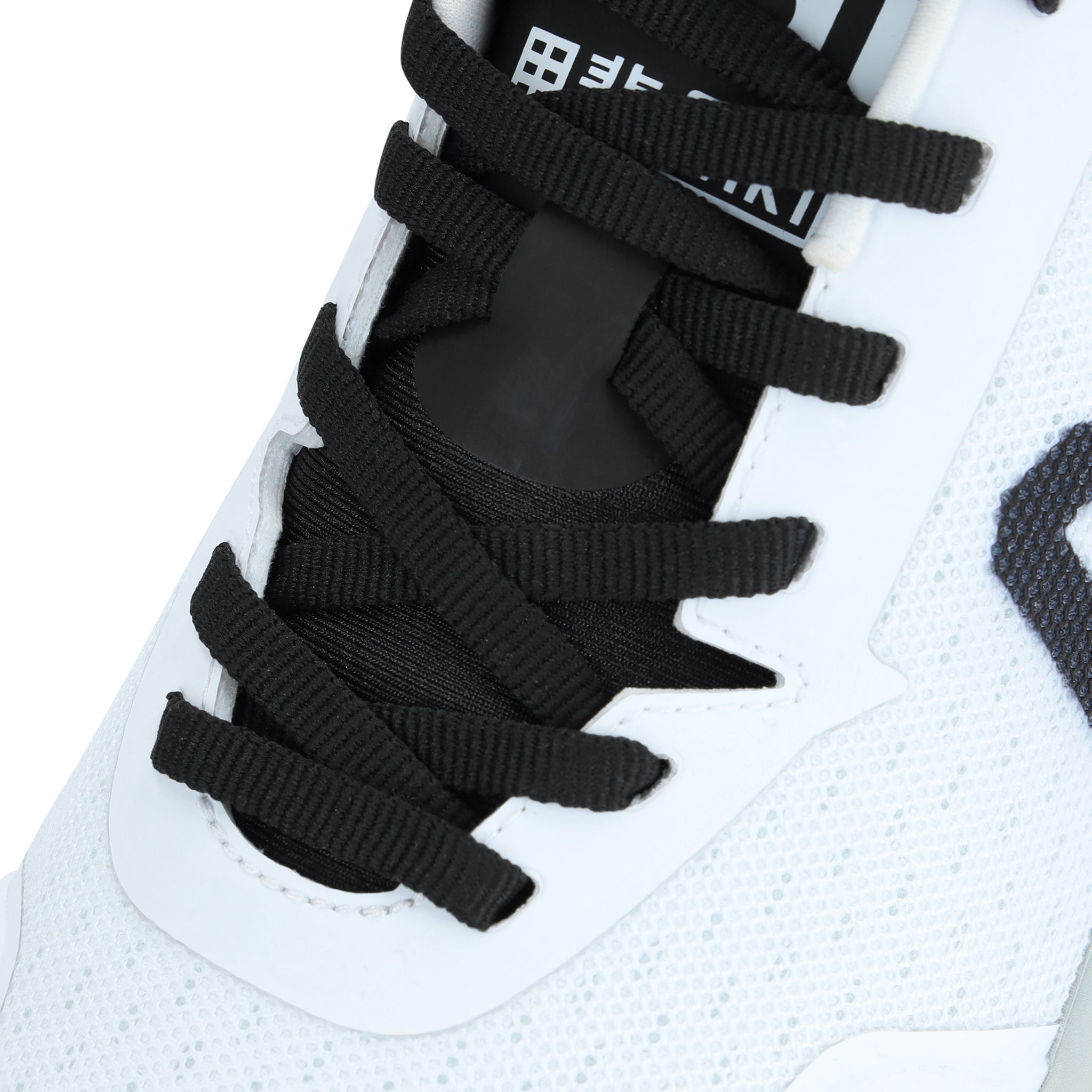Osaka KAI Mk1 Pro Tour Hockey Shoes Senior - Iconic White