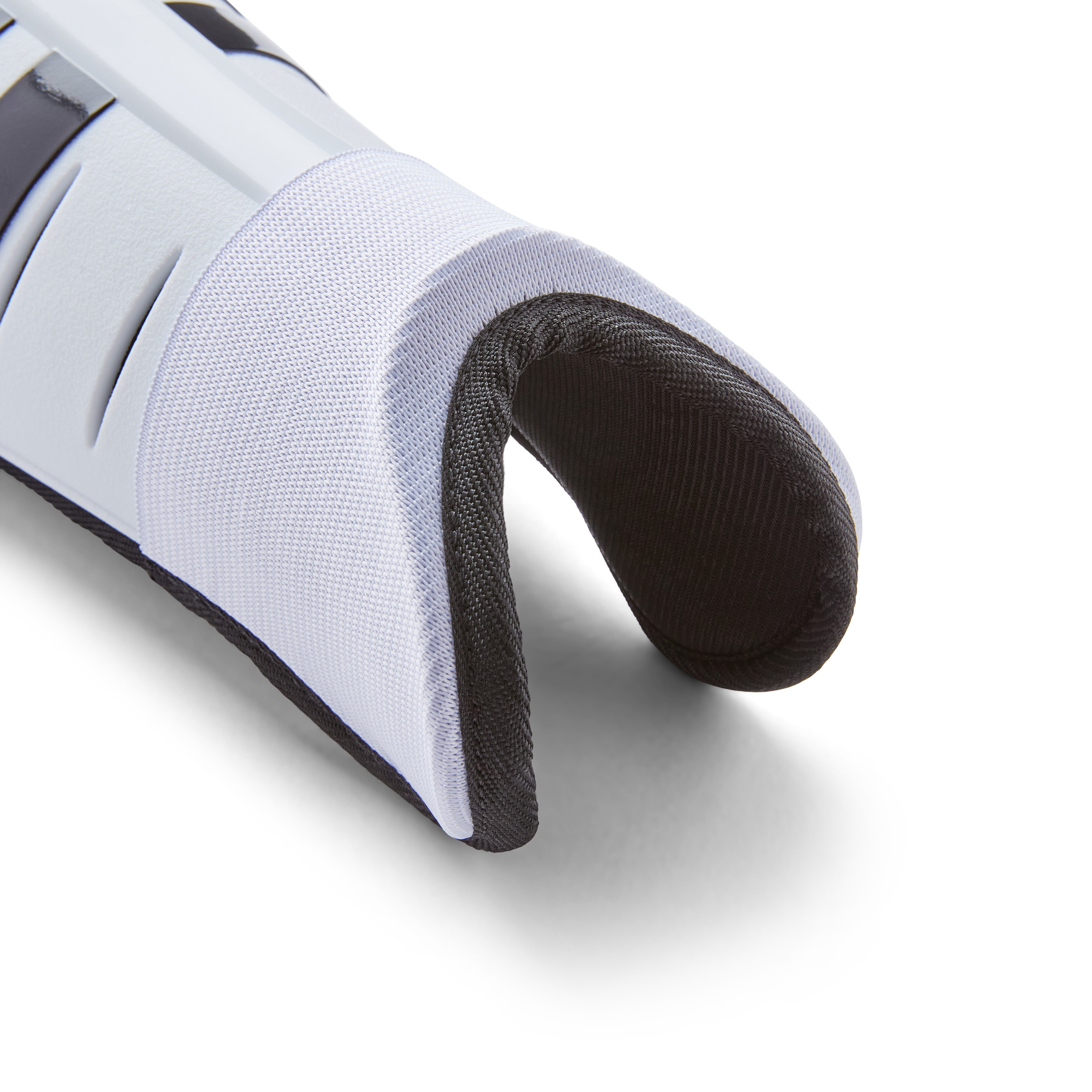 Adidas adipower Pro Shinpad