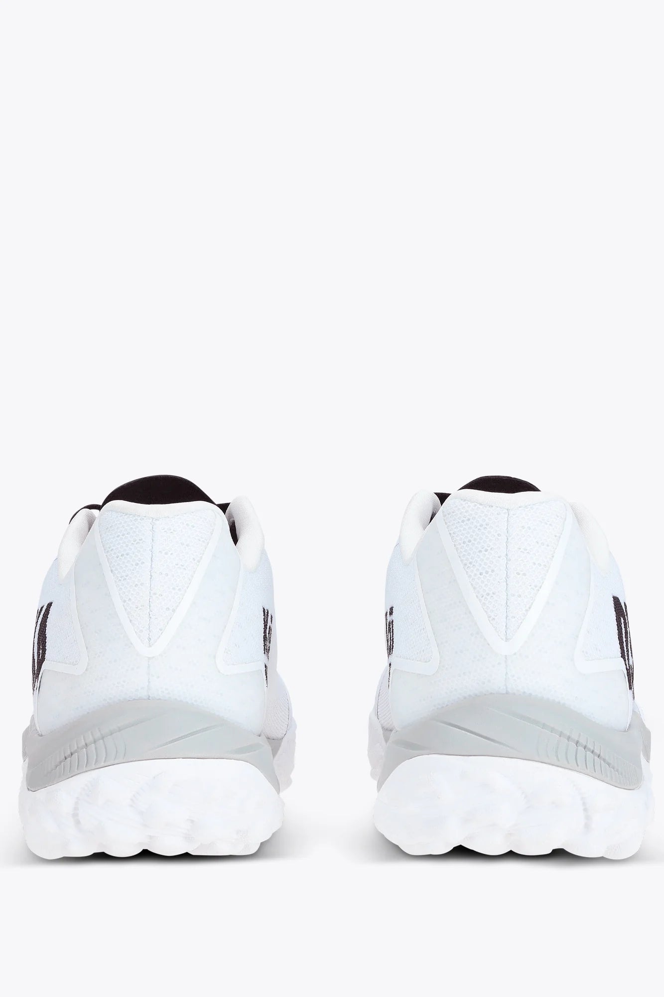 Osaka KAI Mk1 Pro Tour Hockey Shoes Senior - Iconic White